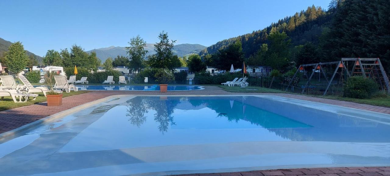 Camping Bella Austria Sankt Peter am Kammersberg Esterno foto