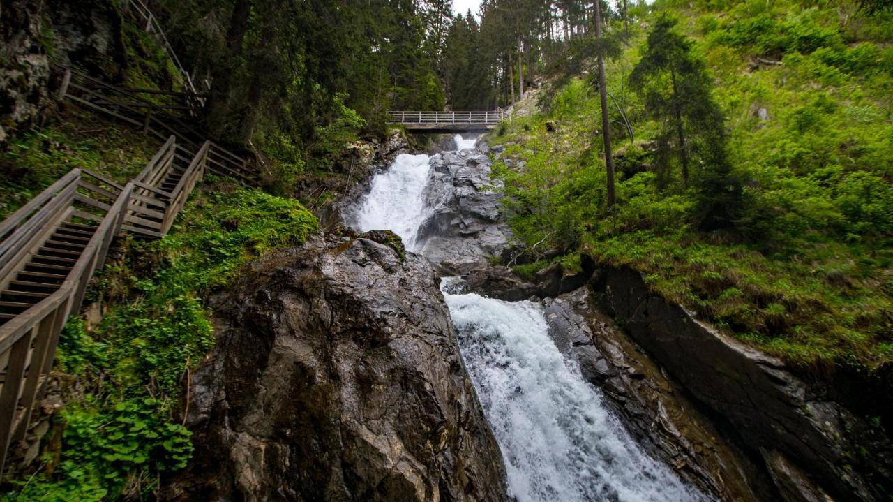 Camping Bella Austria Sankt Peter am Kammersberg Esterno foto