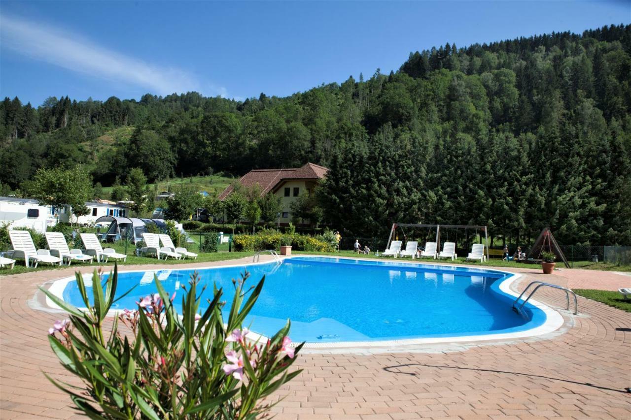 Camping Bella Austria Sankt Peter am Kammersberg Esterno foto